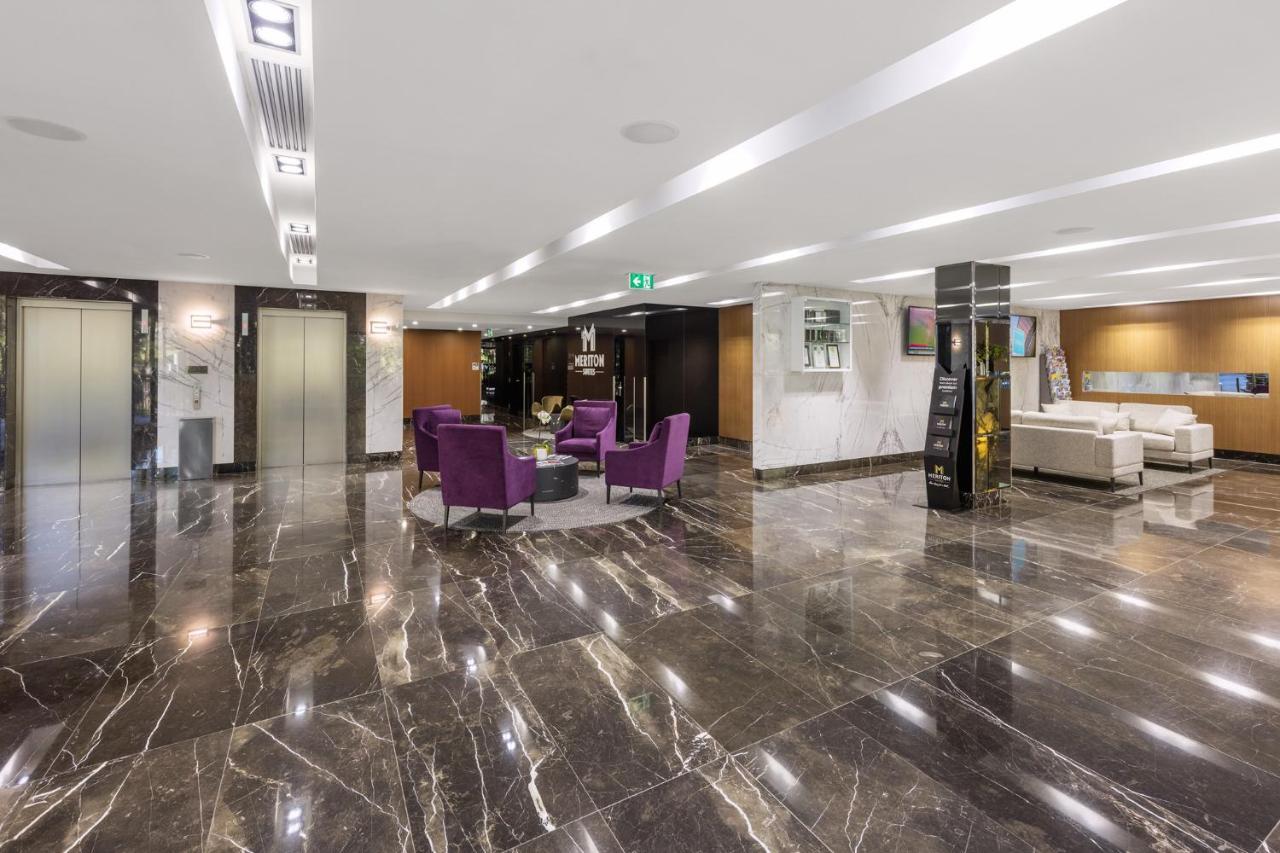 Meriton Suites North Ryde Sydney Exteriér fotografie Lobby